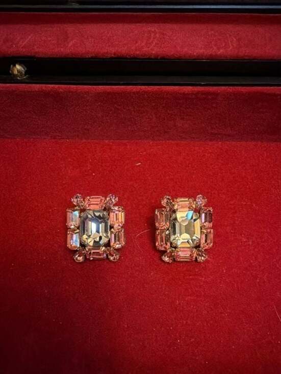 Kramer Jewelry - Vintage Kramer Gold Tone Emerald Cut and Pink Crystal Rhinestone Clip-On Earring